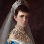 Kramskoi_Portrait_of_Empress_Maria_Fyodorovna_in_a_Head_Dress_Decorated_with_Pearls